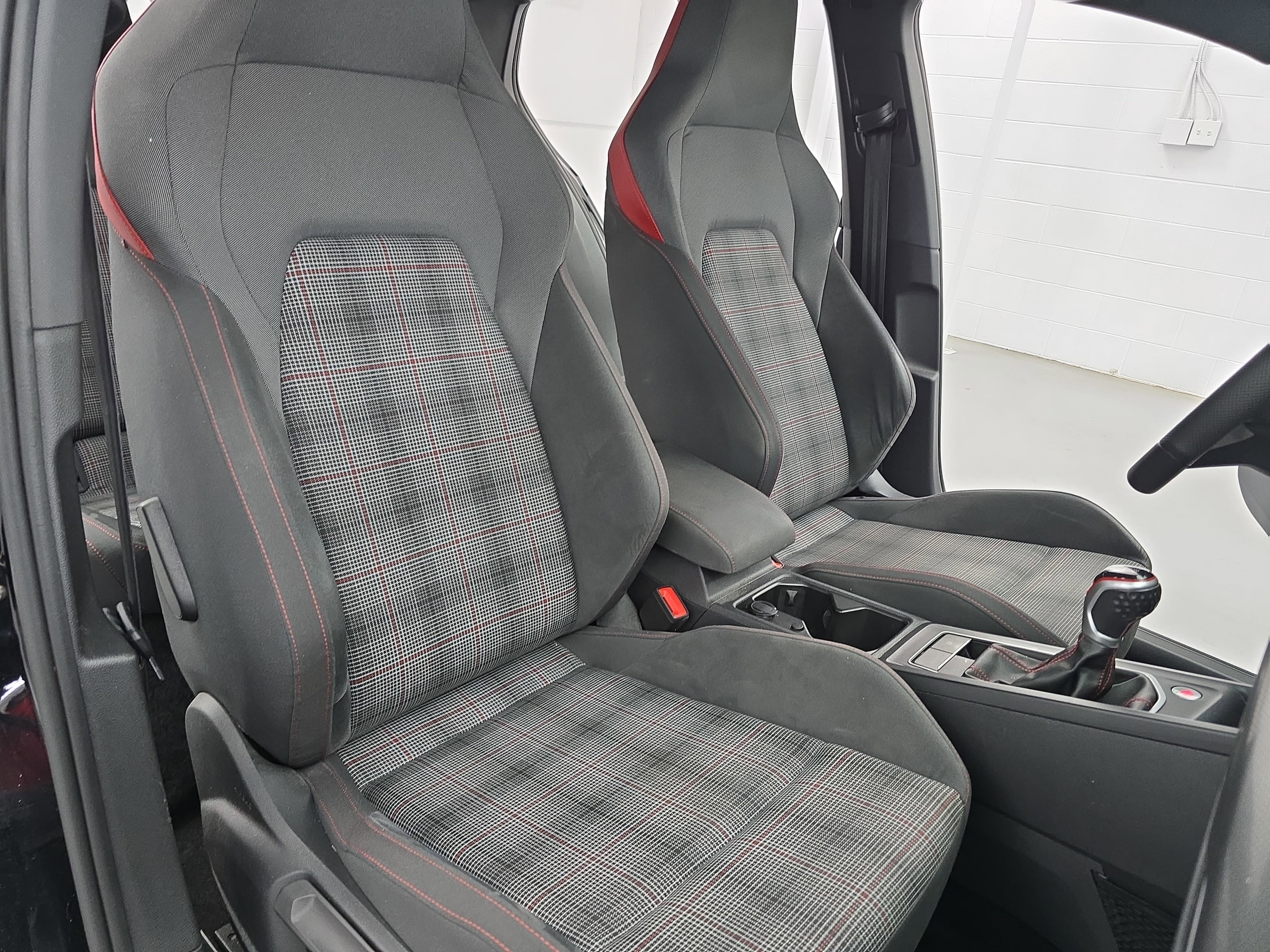 Used 2022 Volkswagen GTI S FWD image 10