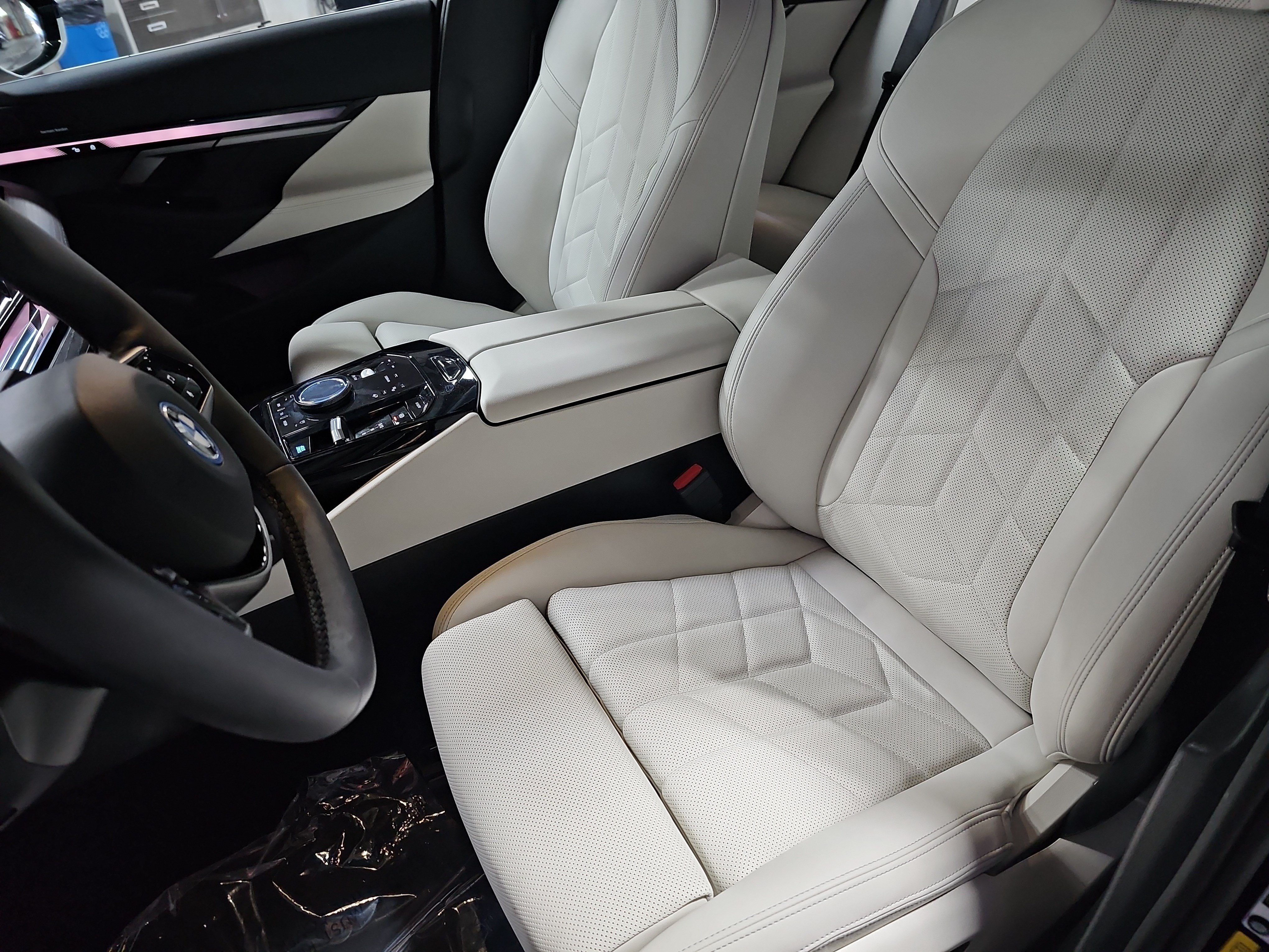 Certified 2026 BMW i5 eDrive40 RWD image 16