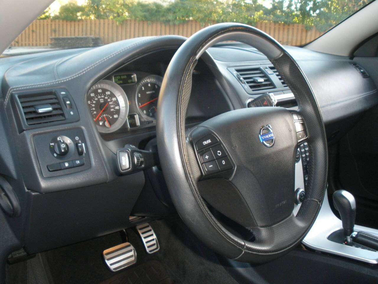 Used 2012 Volvo C70 T5 image 32