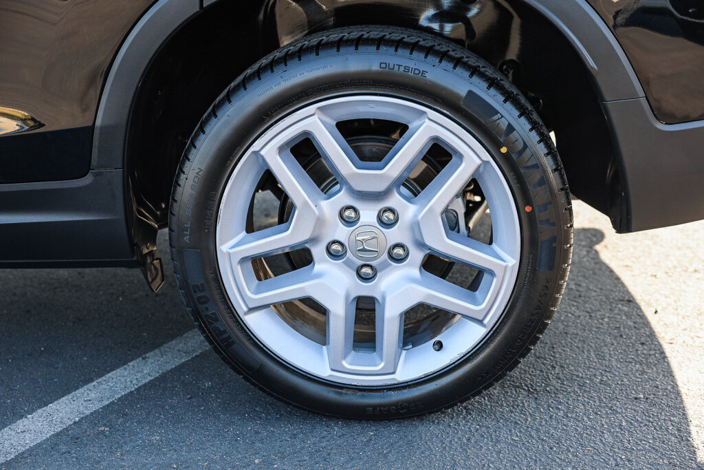 Used 2024 Honda Passport EX-L image 30