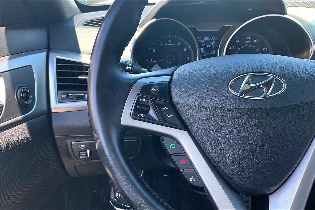 Used 2016 Hyundai Veloster w/ Option Group 02 FWD image 23