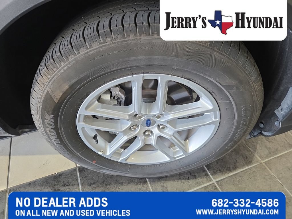 Used 2026 Ford Explorer Active w/ Active Comfort Package RWD image 4