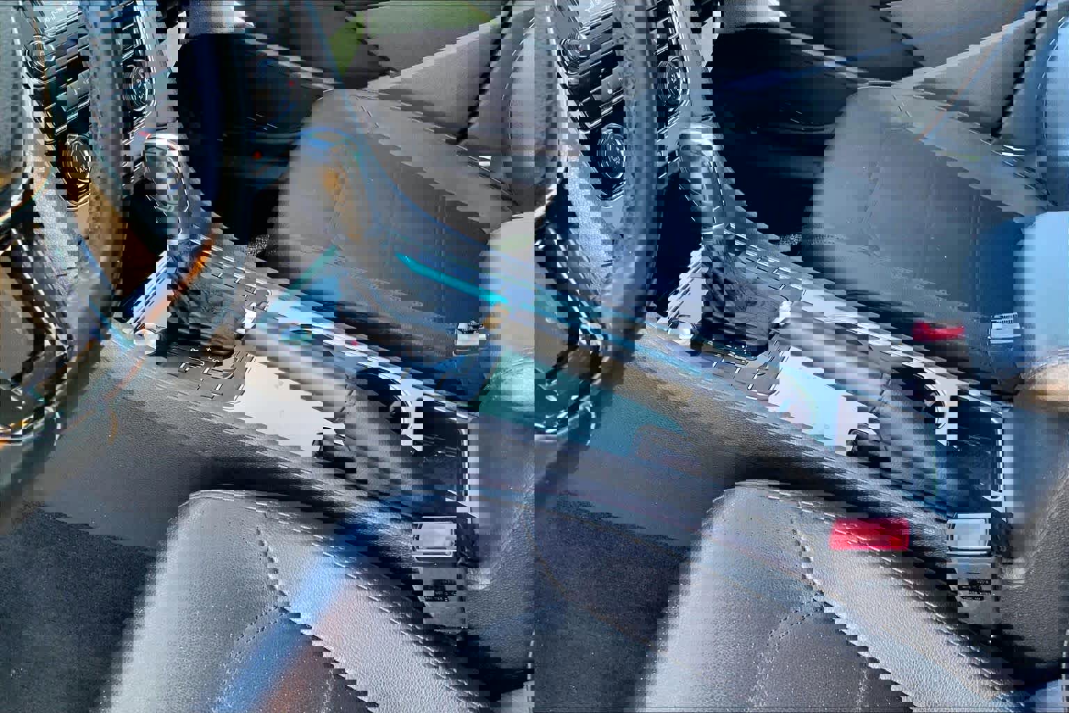 Used 2019 Volkswagen Passat 2.0T Wolfsburg image 16