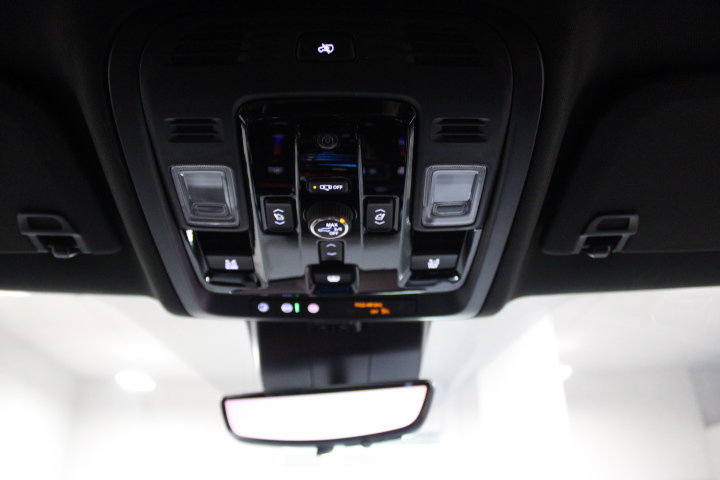 New 2026 GMC Yukon XL AT4 Ultimate AWD/4WD image 43