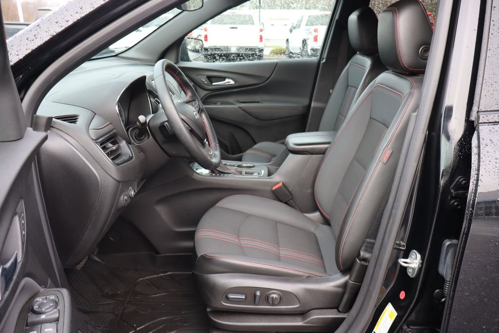 Used 2023 Chevrolet Equinox RS image 5