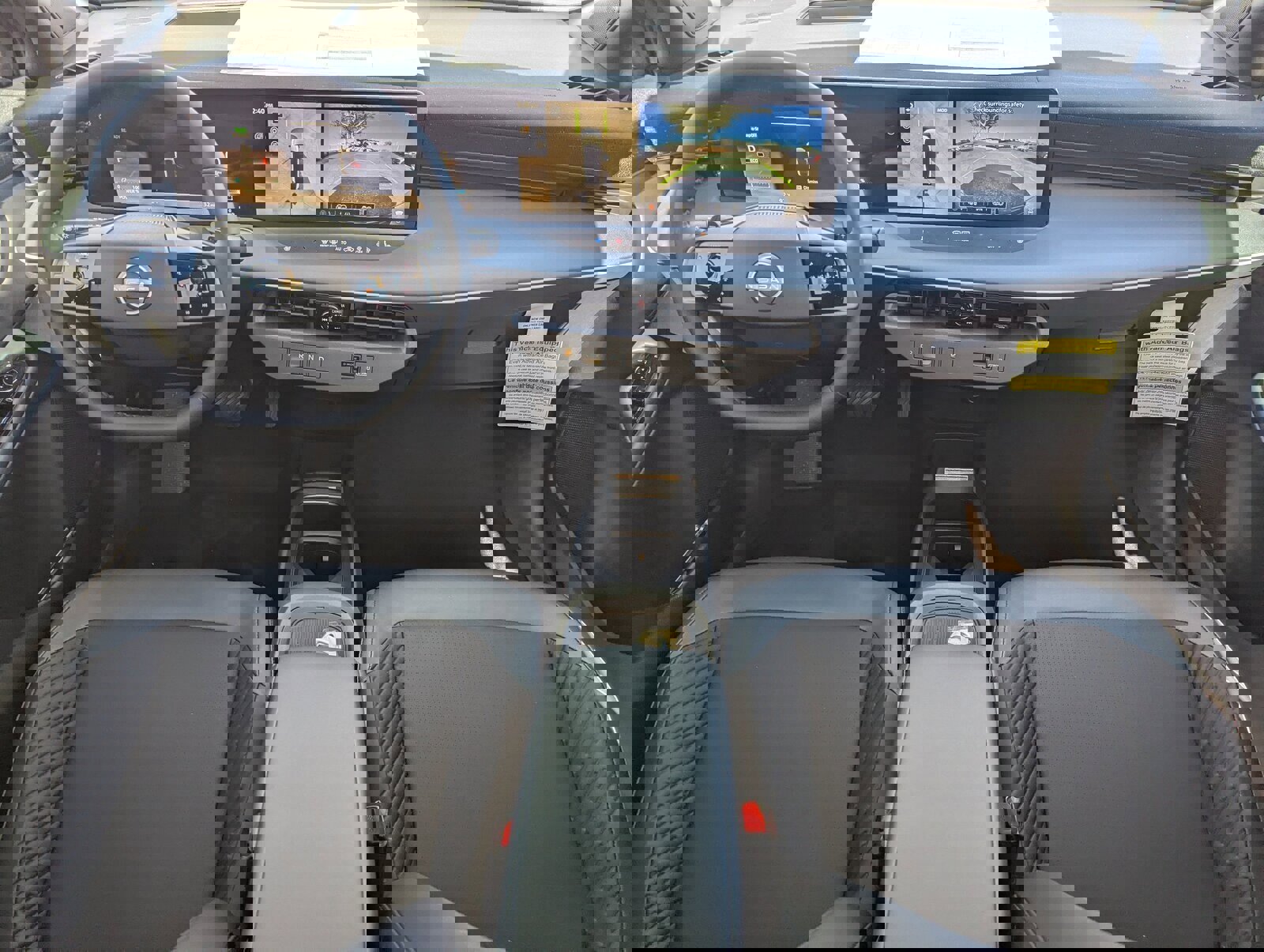 New 2026 Nissan Leaf Platinum+ w/ Cargo Package (Platinum+) image 22