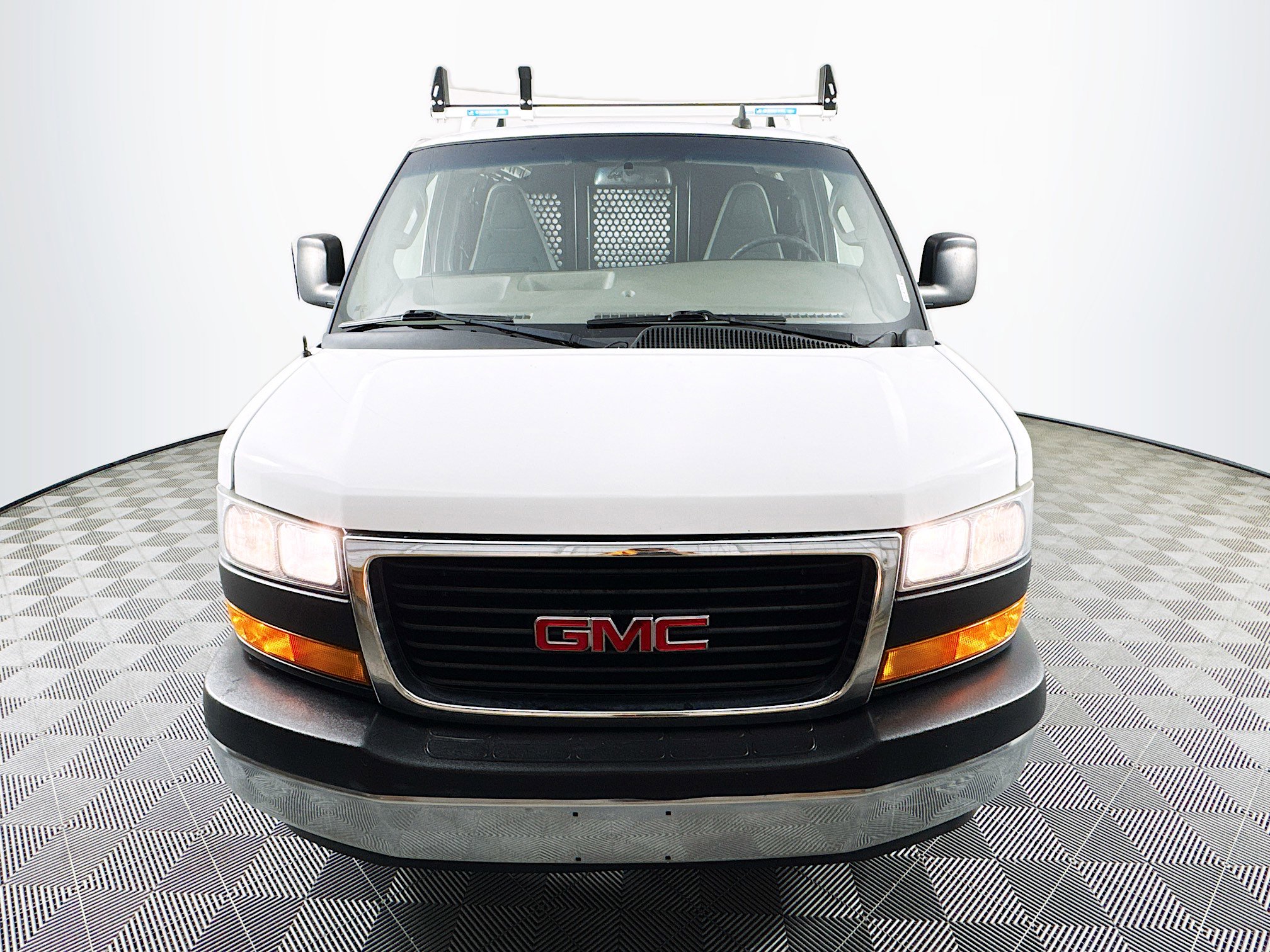 Used 2020 GMC Savana 2500 w/ Driver Convenience Package image 2