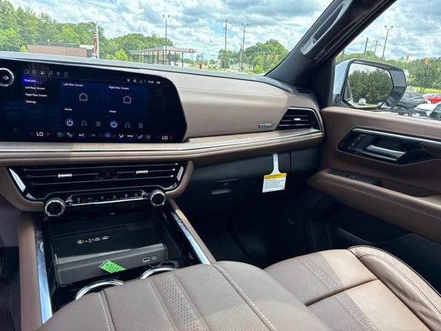 New 2026 Chevrolet Suburban High Country AWD/4WD image 25