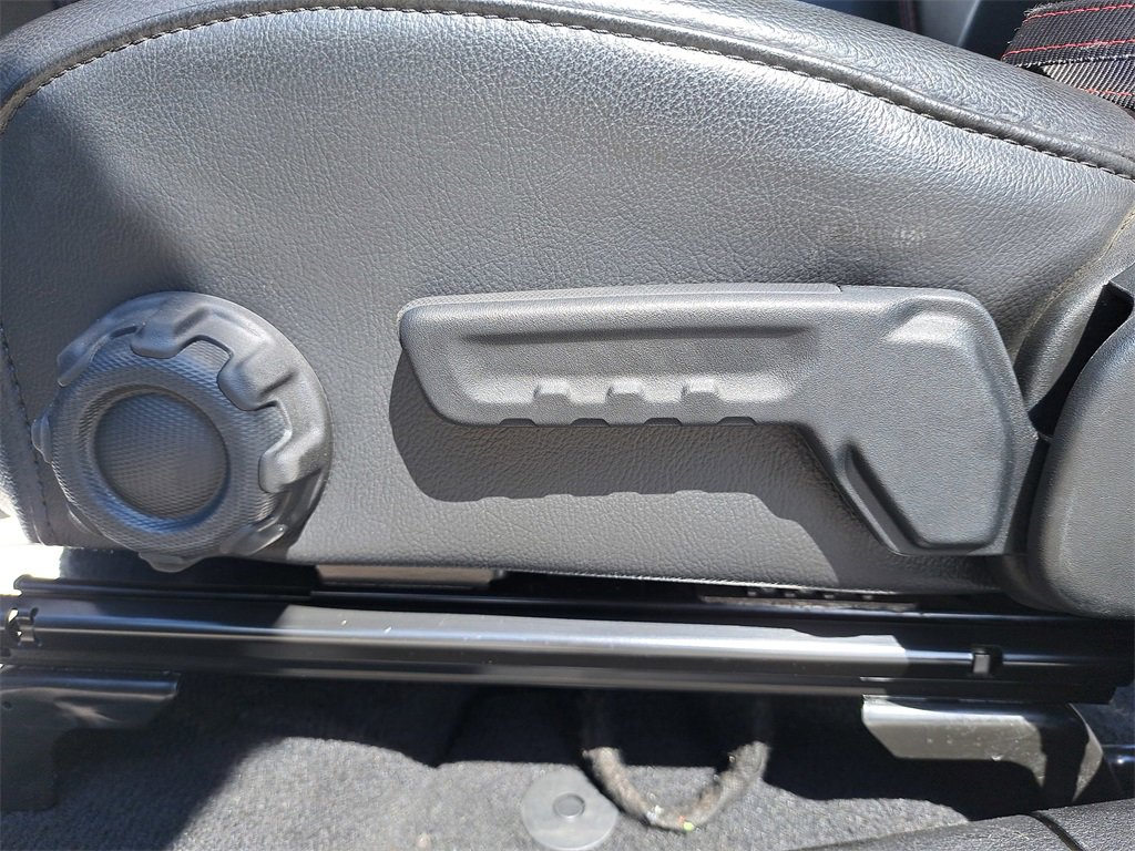 Used 2023 Jeep Wrangler Unlimited Rubicon w/ Cold Weather Group image 28