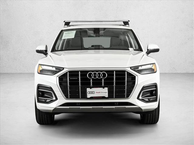 Used 2023 Audi Q5 2.0T Premium w/ Convenience Package image 2