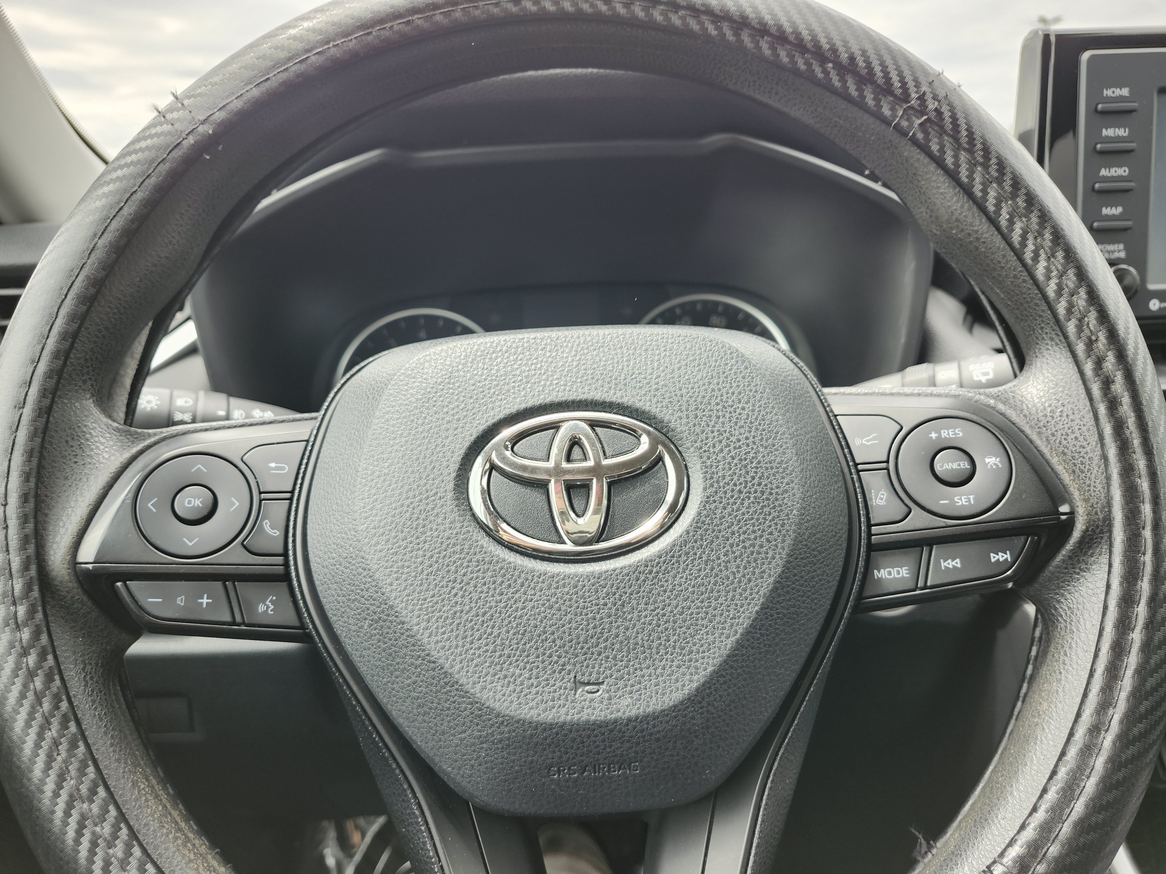 Used 2021 Toyota RAV4 XLE AWD/4WD image 28