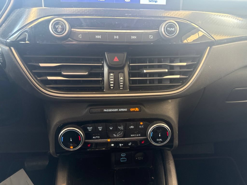 Used 2022 Ford Escape SEL w/ SEL Stealth AWD Package image 24