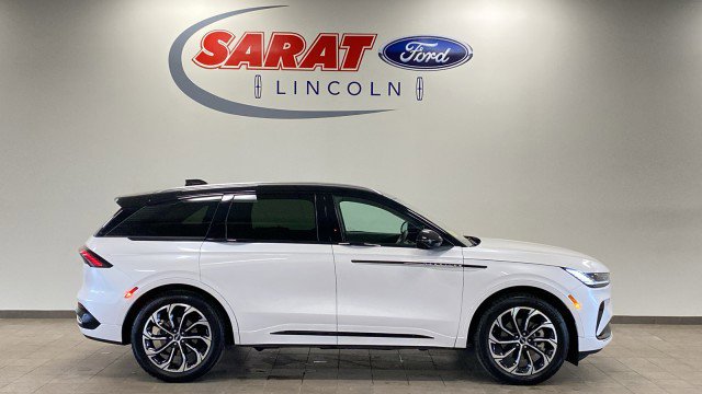 Used 2025 Lincoln Nautilus Reserve