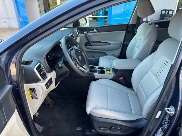 Used 2022 Kia Sportage LX w/ LX FWD Value Edition Package image 16