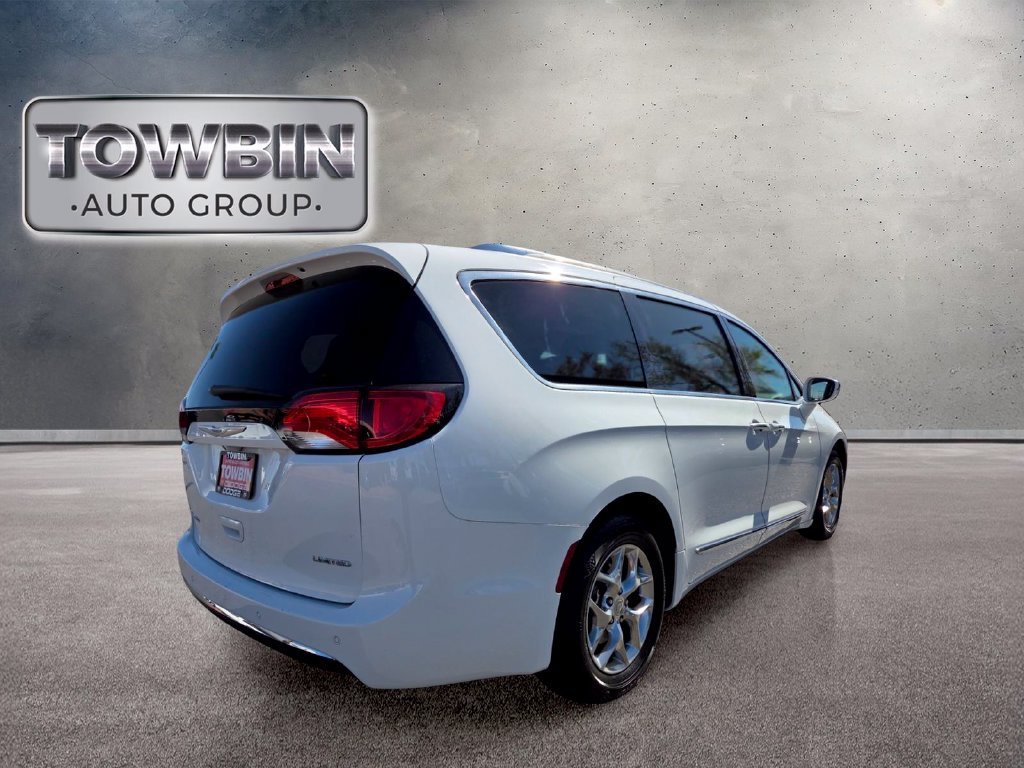 Used 2019 Chrysler Pacifica Limited FWD image 4