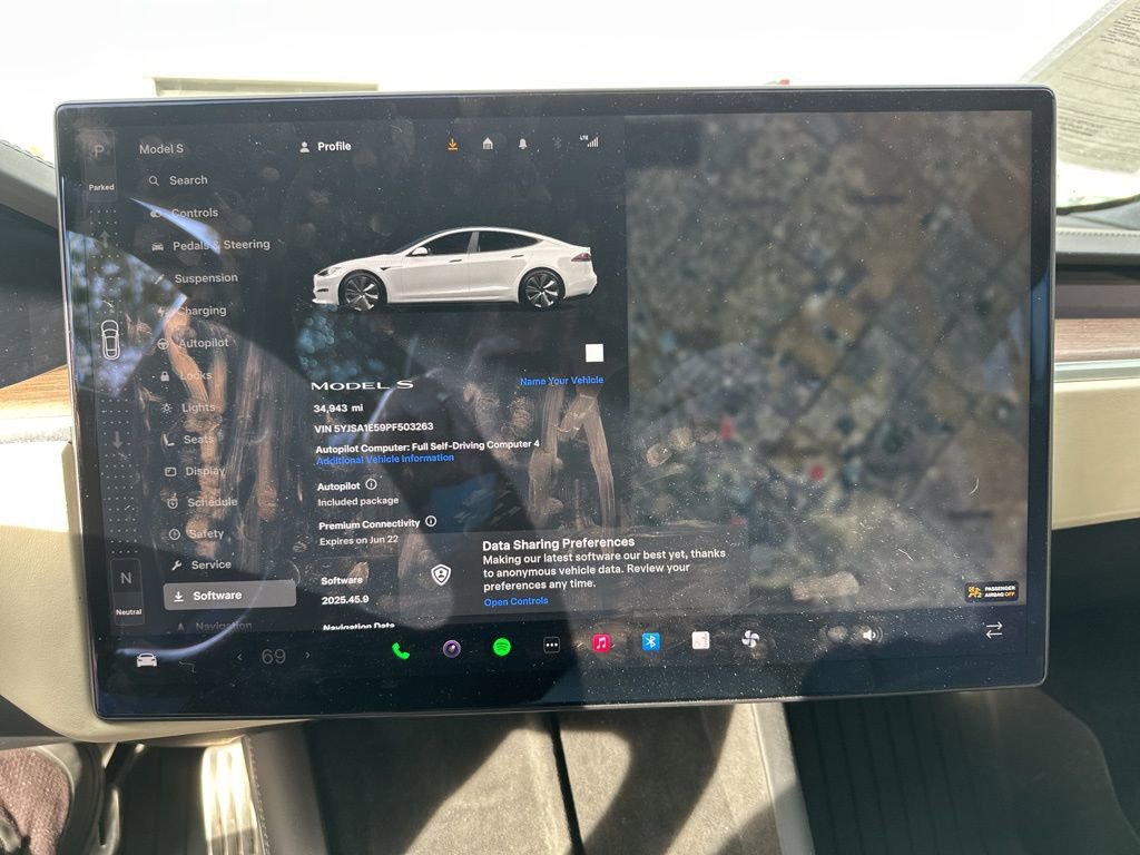 Used 2023 Tesla Model S image 9