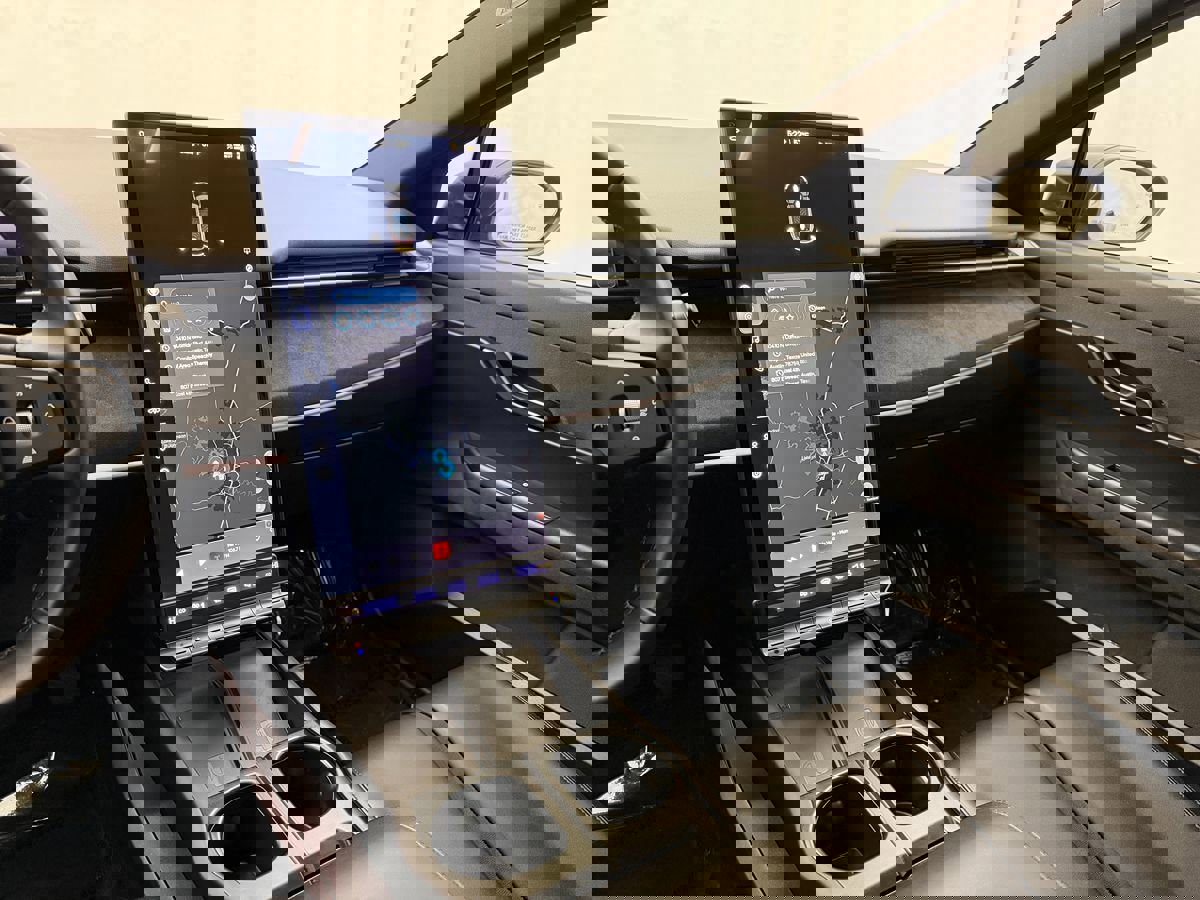 Used 2023 Fisker Ocean Extreme image 16