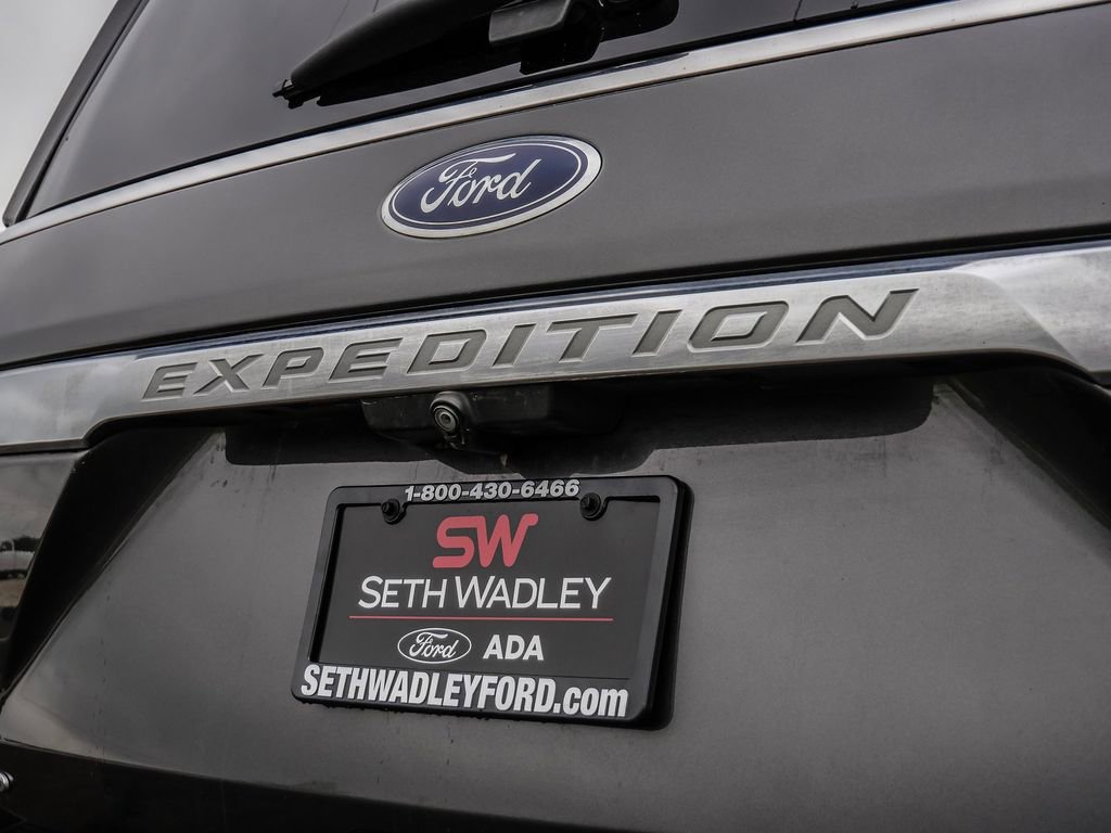 Used 2018 Ford Expedition Limited w/ Equipment Group 301A image 10