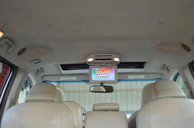 Used 2011 Toyota Sienna XLE w/ XLE Navigation Pkg FWD image 45