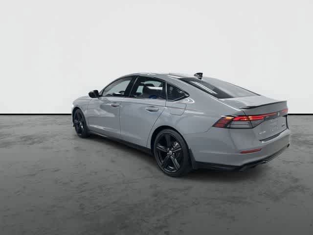 Used 2025 Honda Accord Sport image 9