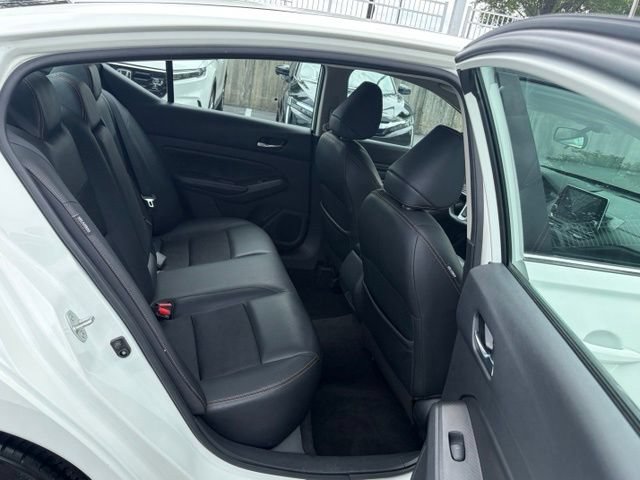 Used 2021 Nissan Altima 2.5 SR FWD image 29