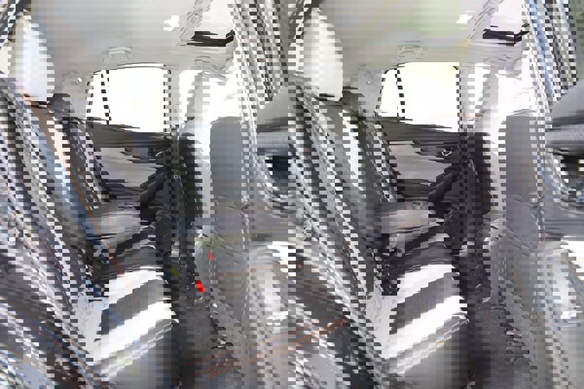 Used 2018 Subaru Crosstrek 2.0i Limited image 15