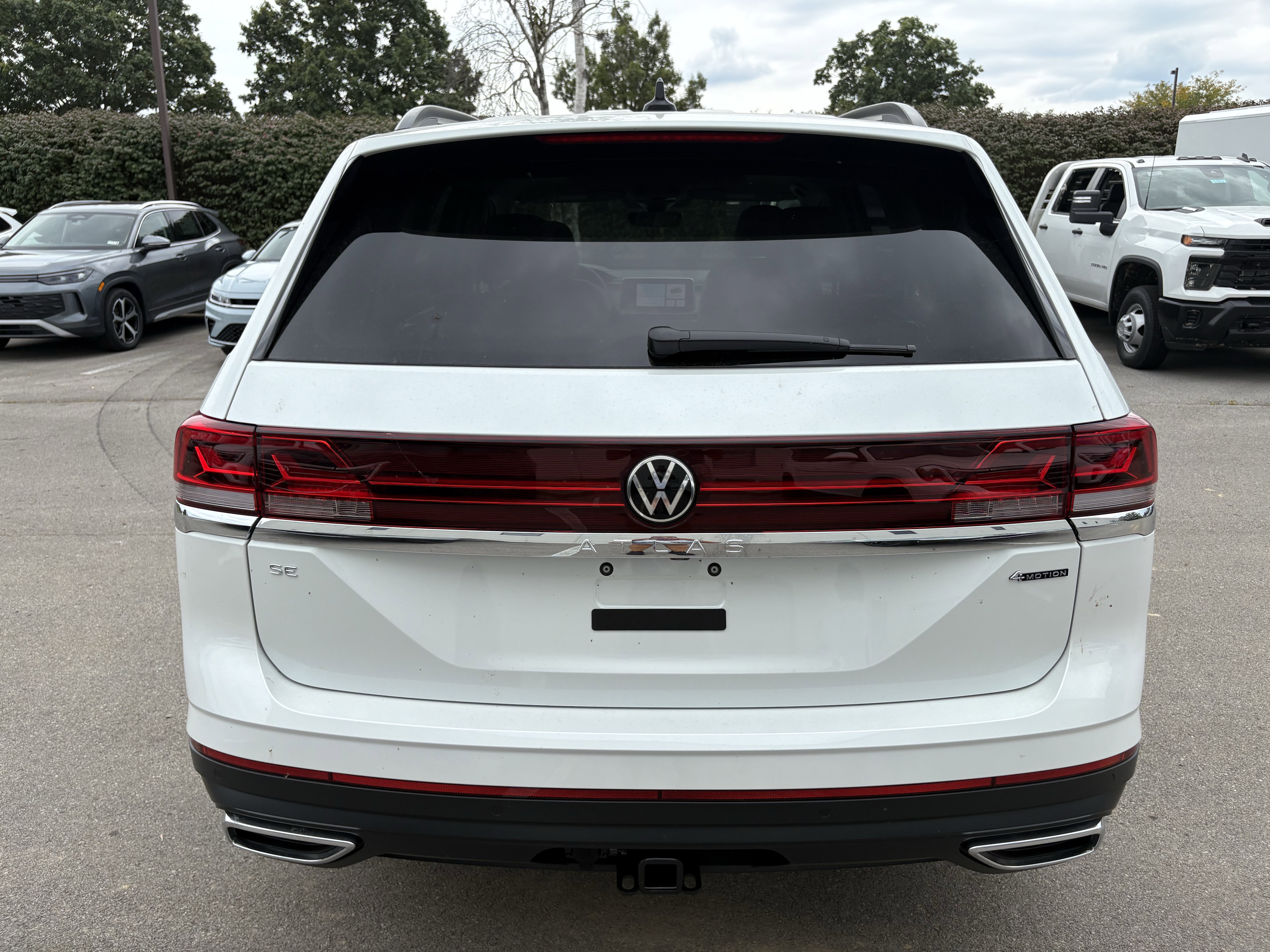 New 2026 Volkswagen Atlas SE image 6