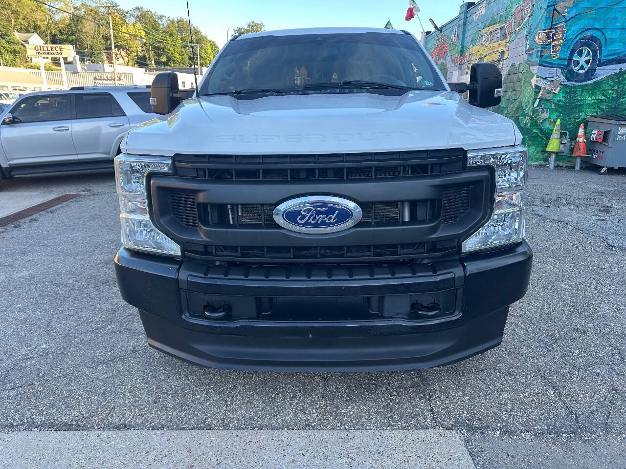 Used 2022 Ford F250 XL w/ Power Equipment Group AWD/4WD image 2