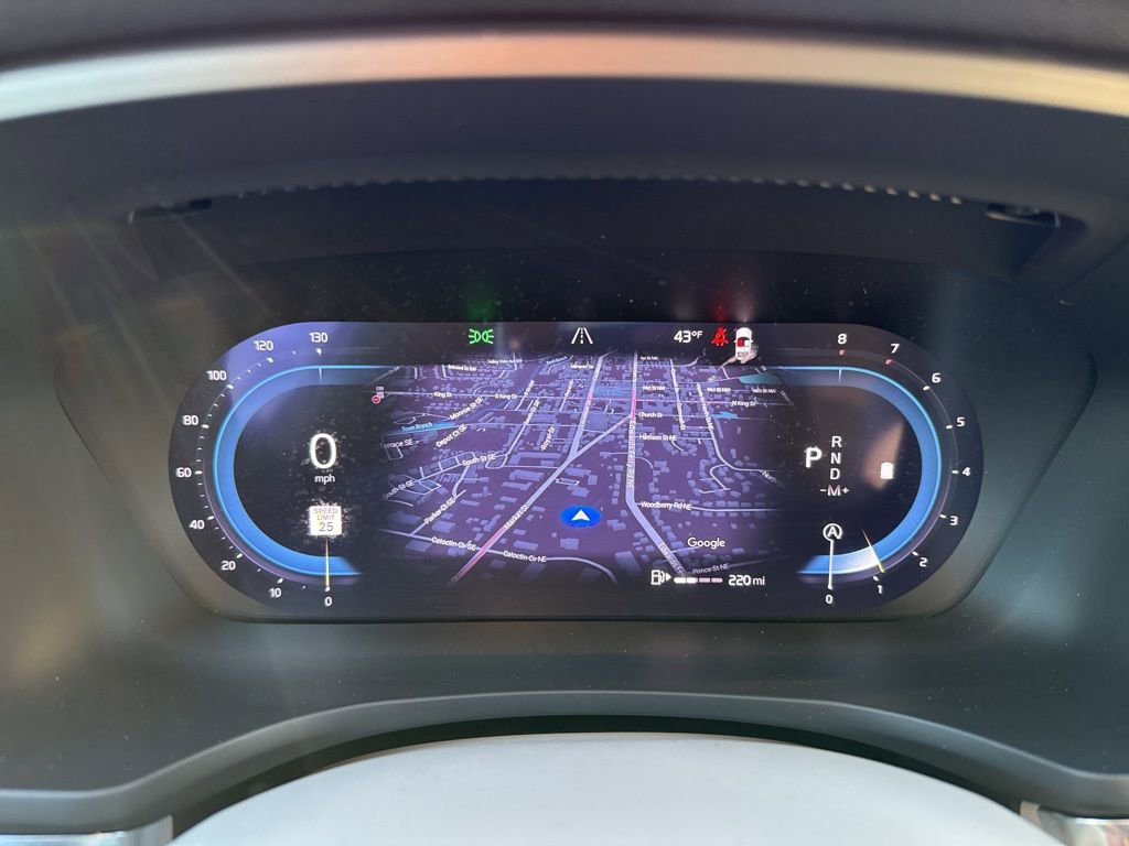 Used 2024 Volvo S60 B5 Plus w/ Climate Package image 19