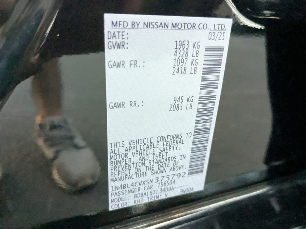 Used 2025 Nissan Altima 2.5 SR image 33