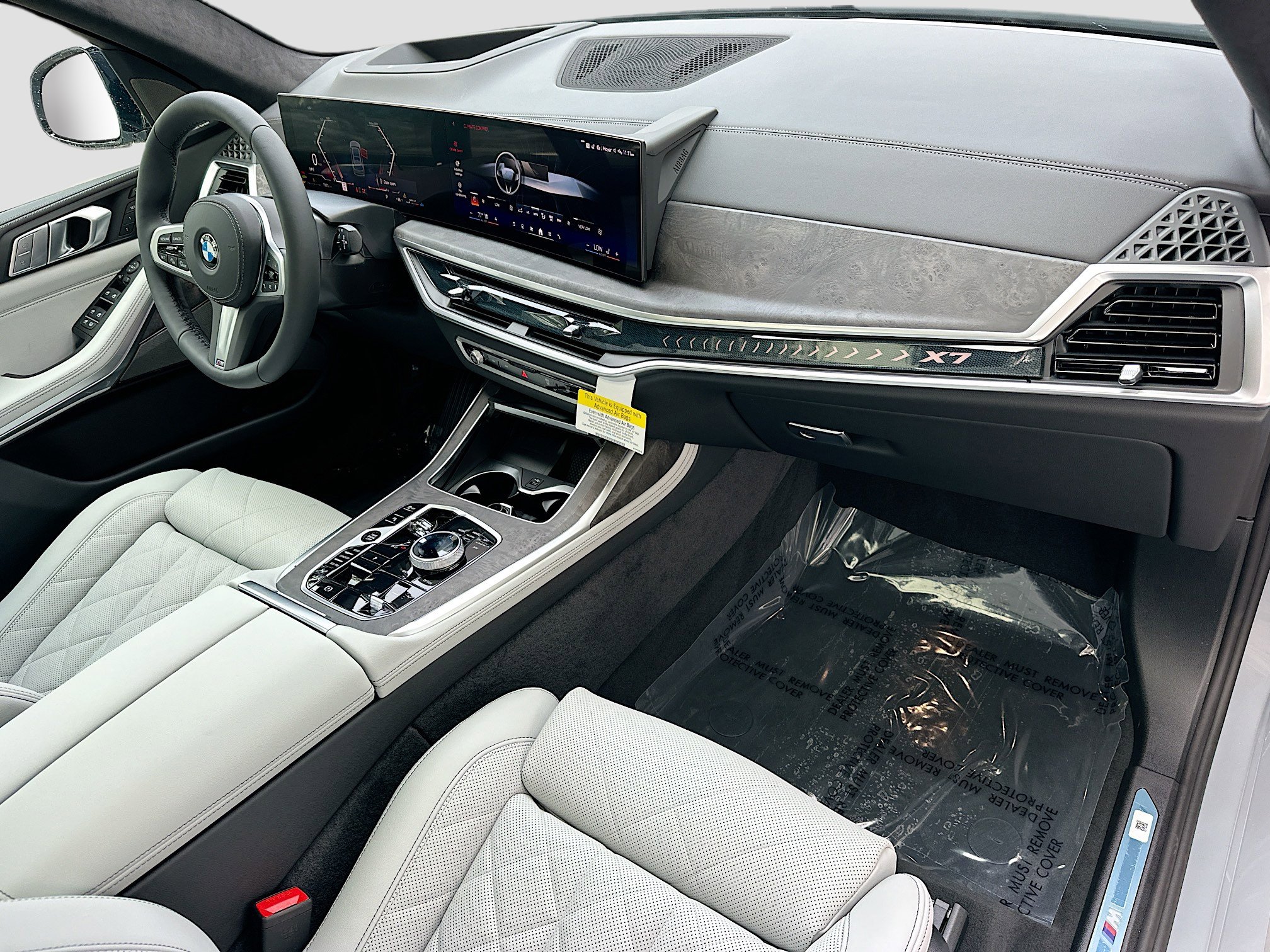 New 2026 BMW X7 xDrive40i w/ M Sport Package image 24