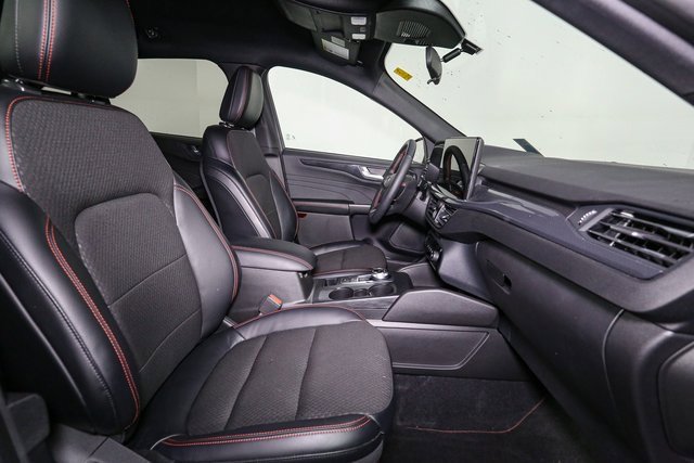 Used 2023 Ford Escape ST-Line w/ Tech Pack #1 image 17