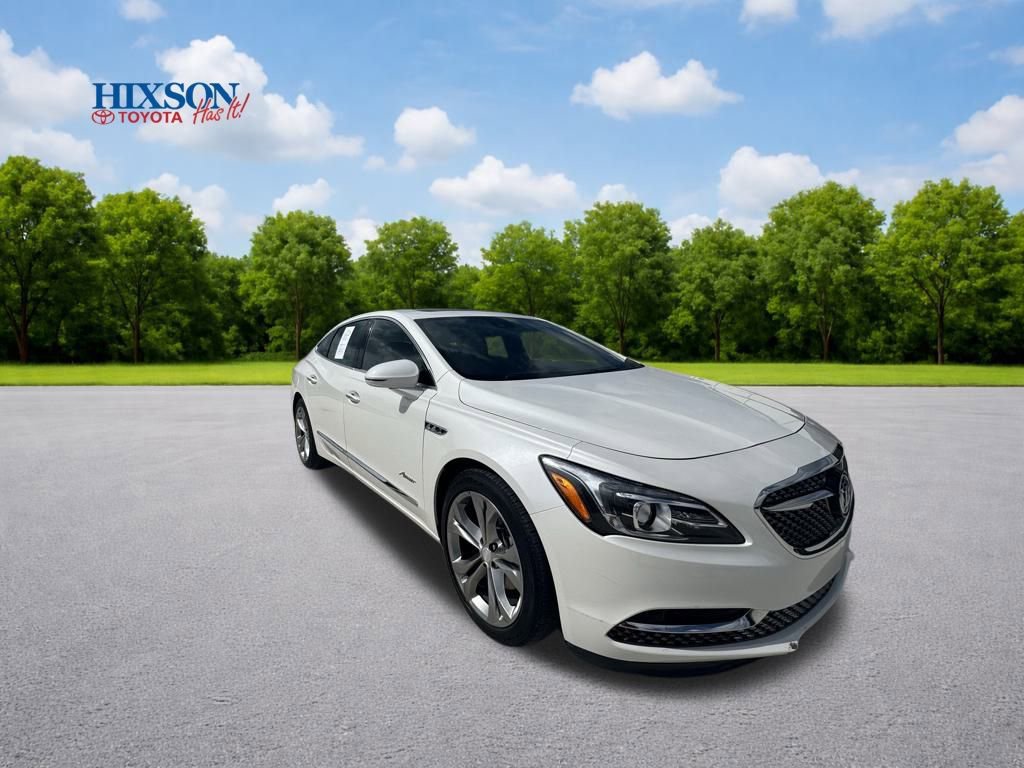 Used 2019 Buick LaCrosse Avenir image 1