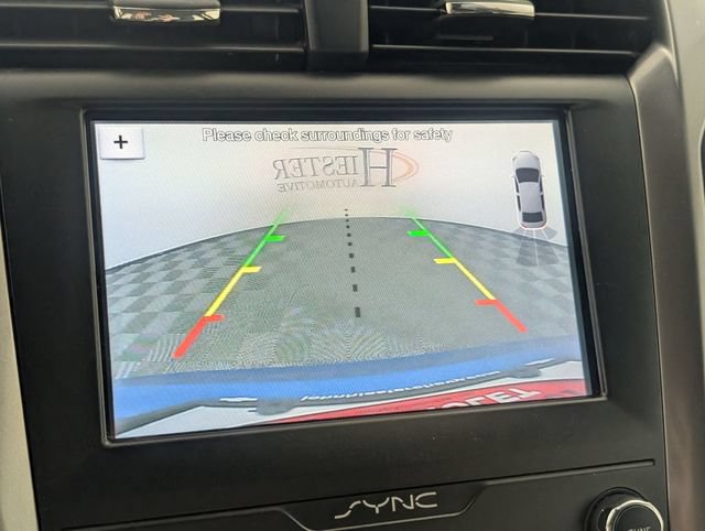 Used 2019 Ford Fusion SE FWD image 20
