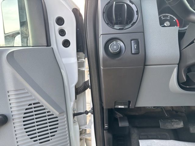 Used 2011 Ford F350 XL w/ Skid Plate Pkg image 34