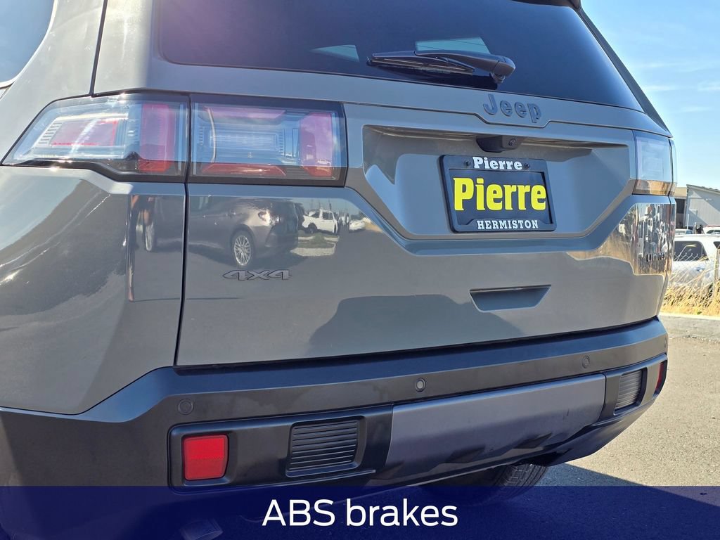 New 2026 Jeep Cherokee Laredo AWD/4WD image 8