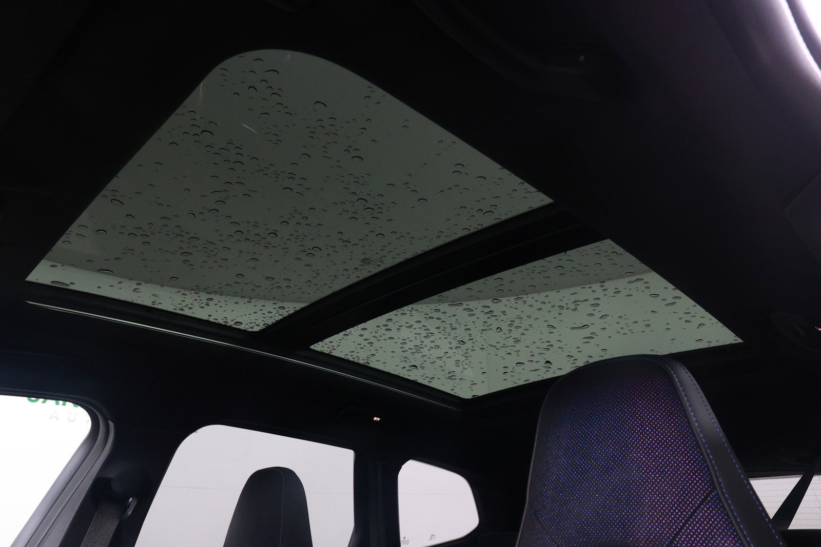 Certified 2025 BMW X1 M35i w/ Premium Package image 21