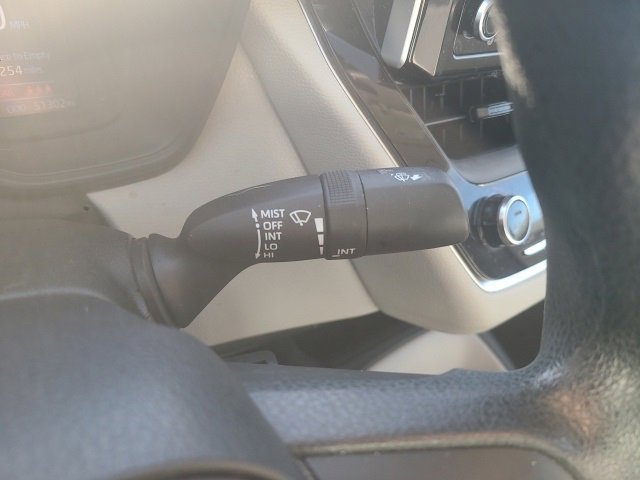 Used 2021 Toyota Corolla LE image 23