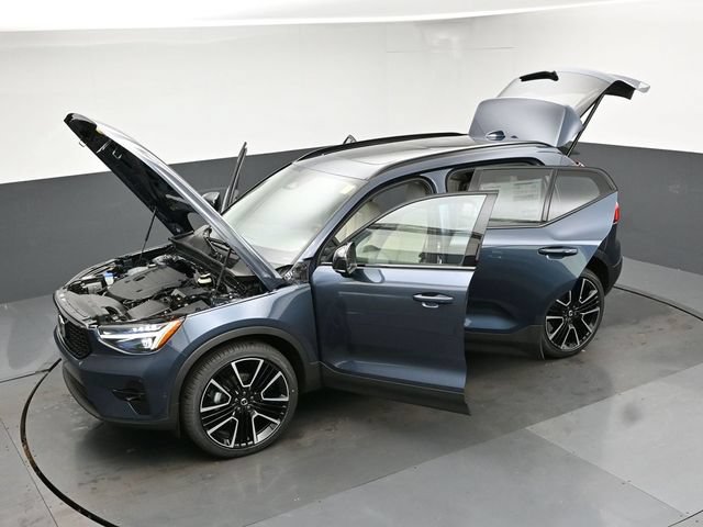 New 2026 Volvo XC40 B5 Ultra w/ Protection Package Premier AWD/4WD image 52
