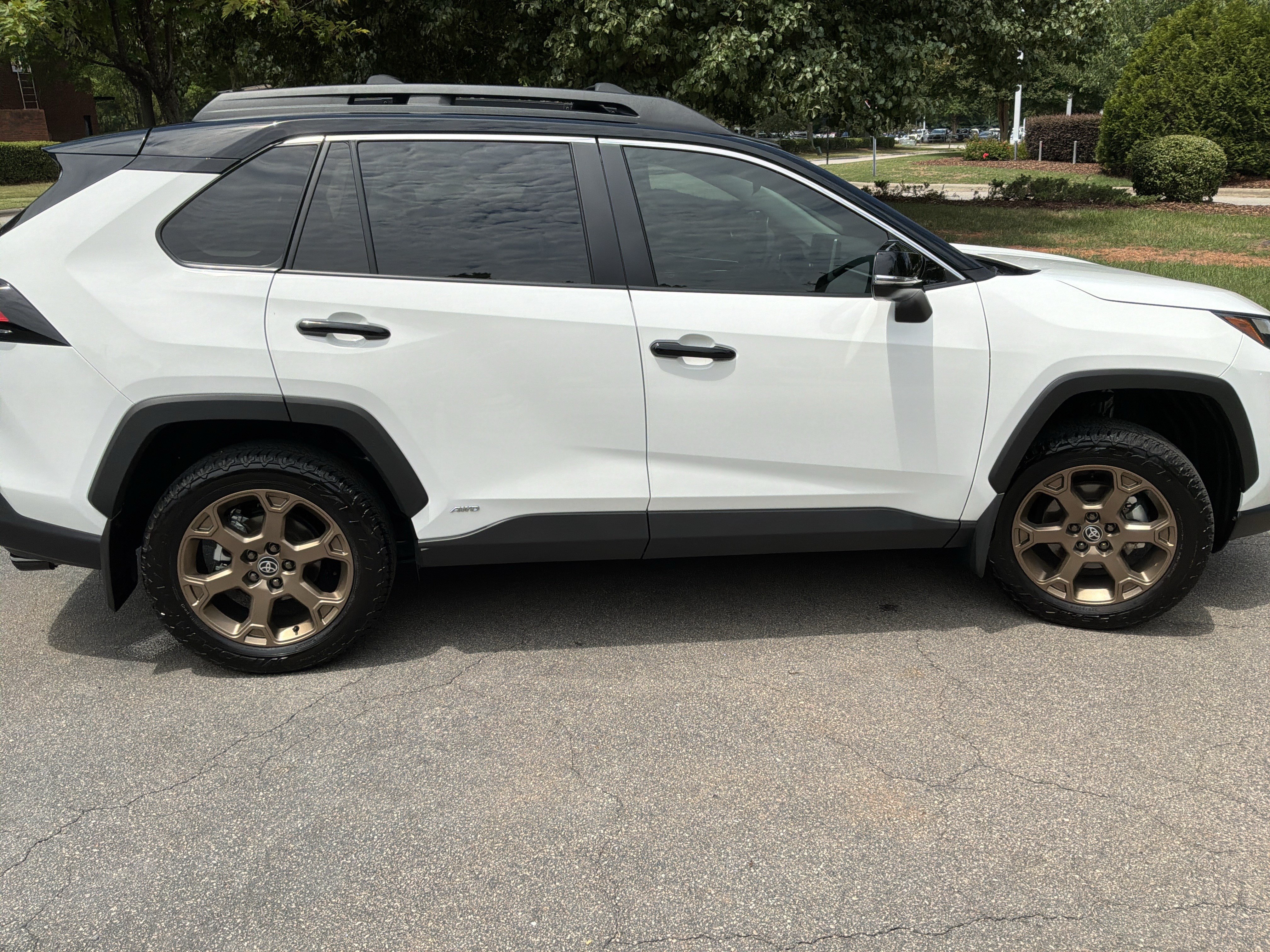 Used 2025 Toyota RAV4 Woodland Edition AWD/4WD image 11