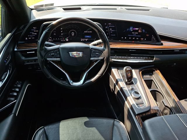 Used 2021 Cadillac Escalade ESV Premium Luxury w/ Driver Assist Tech Package AWD/4WD image 14