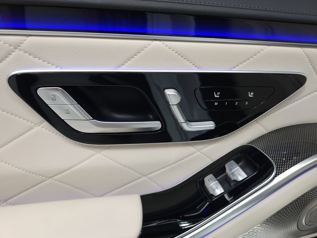 Certified 2025 Mercedes-Benz S 580 4MATIC Sedan image 27