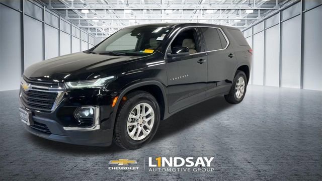 Used 2023 Chevrolet Traverse LS FWD image 5