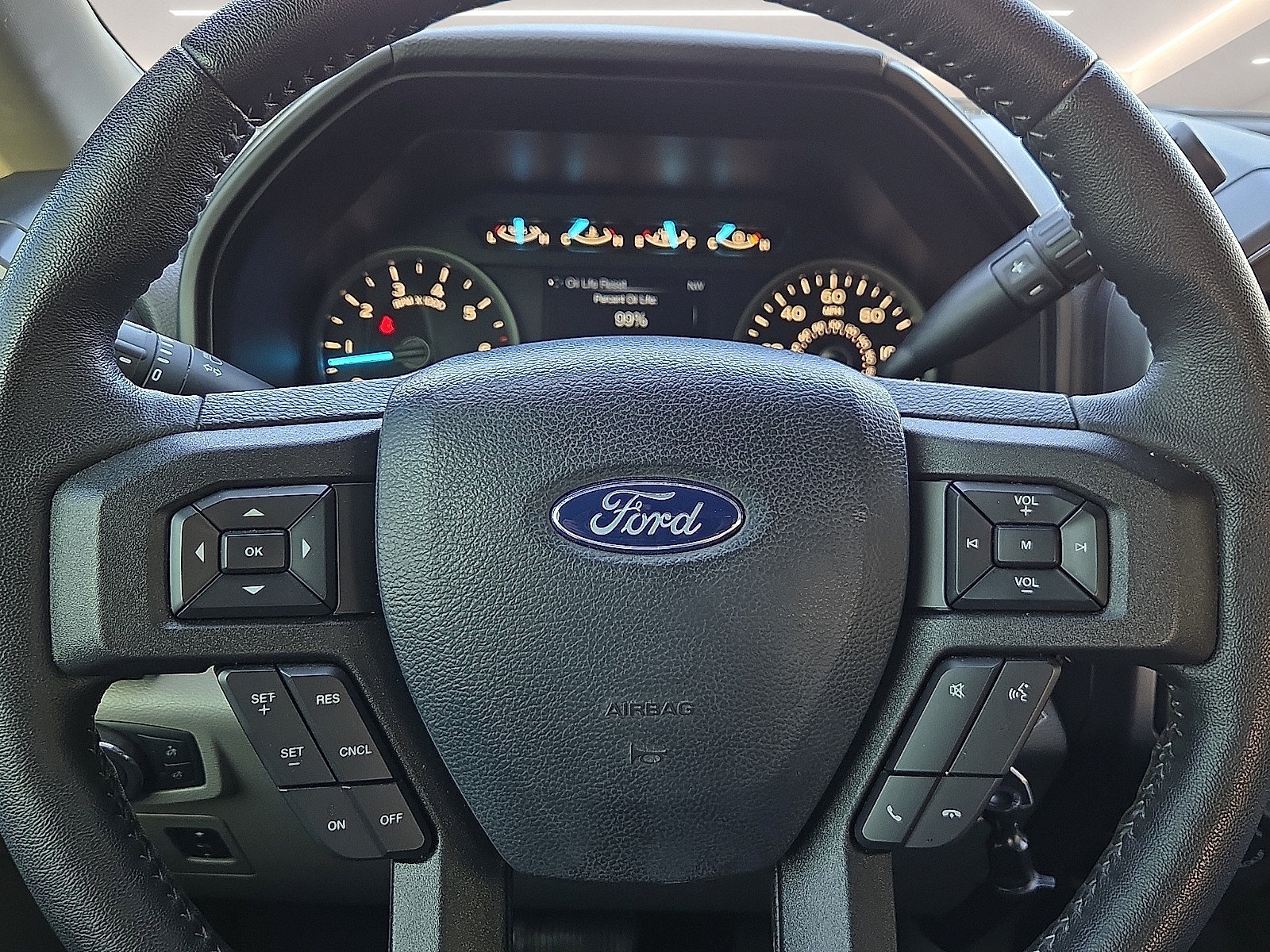 Used 2020 Ford F150 XLT w/ Equipment Group 302A Luxury AWD/4WD image 24