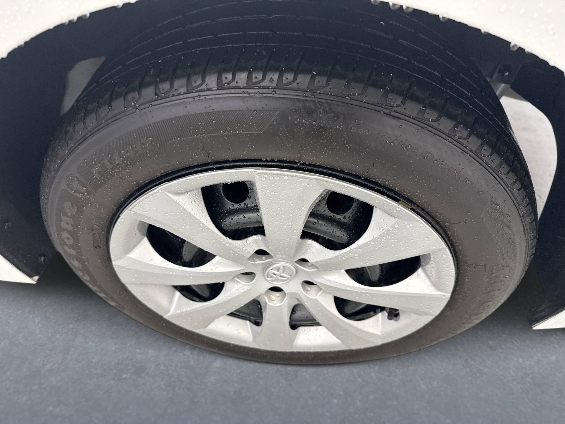 Used 2024 Toyota Corolla LE FWD image 20