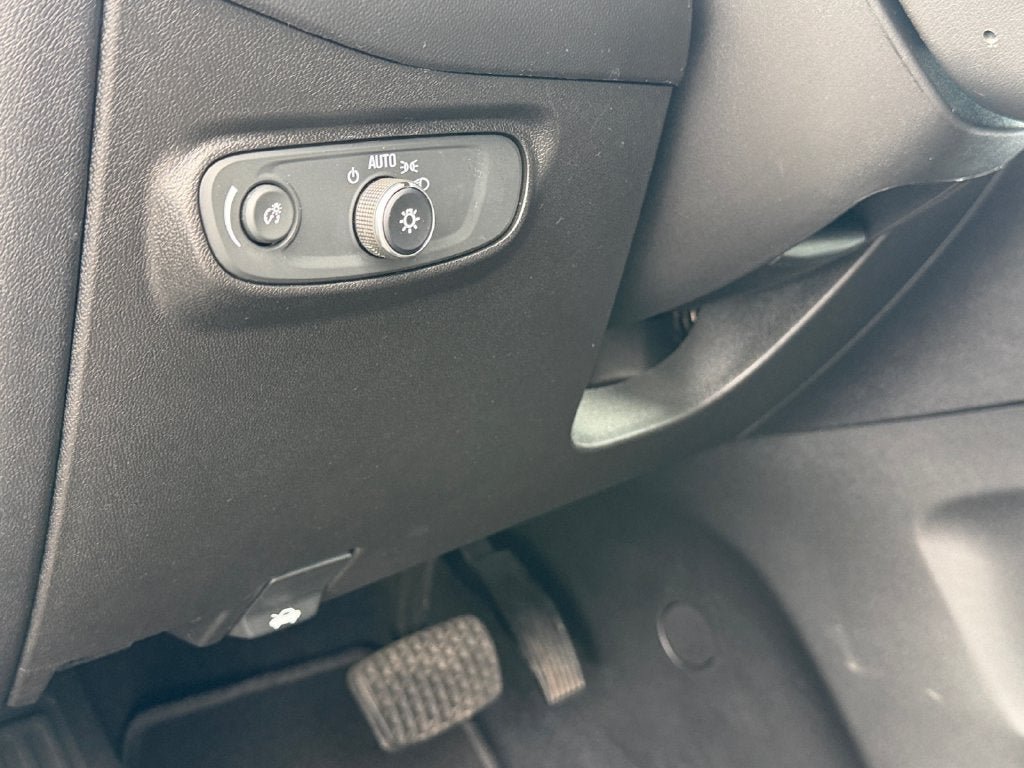 Used 2019 Chevrolet Equinox LT AWD/4WD image 20