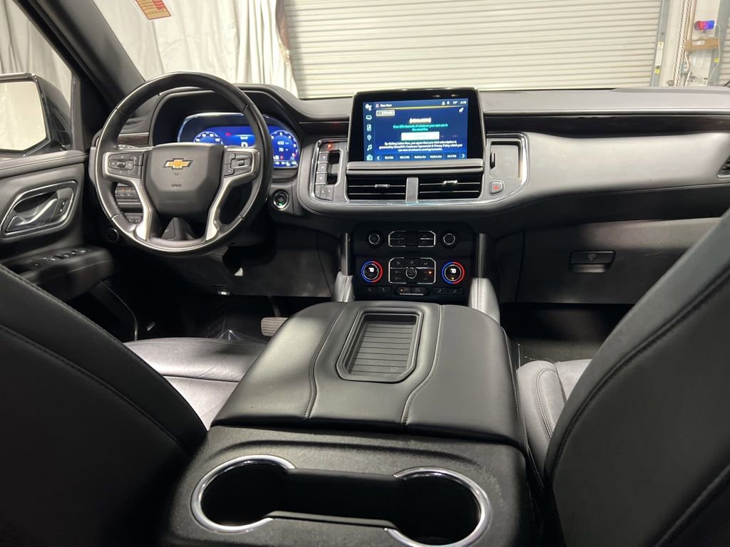 Used 2024 Chevrolet Suburban LT image 15