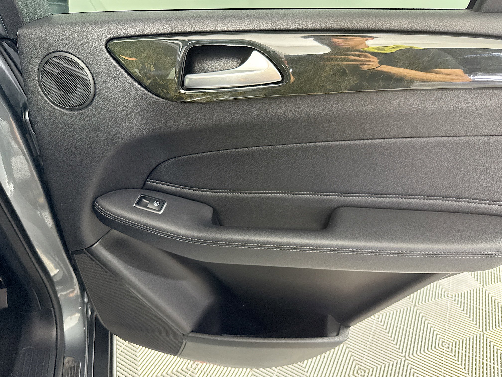 Used 2018 Mercedes-Benz GLE 350 4MATIC image 25