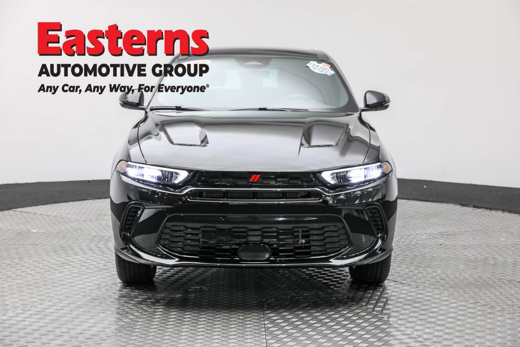 Used 2024 Dodge Hornet GT image 2