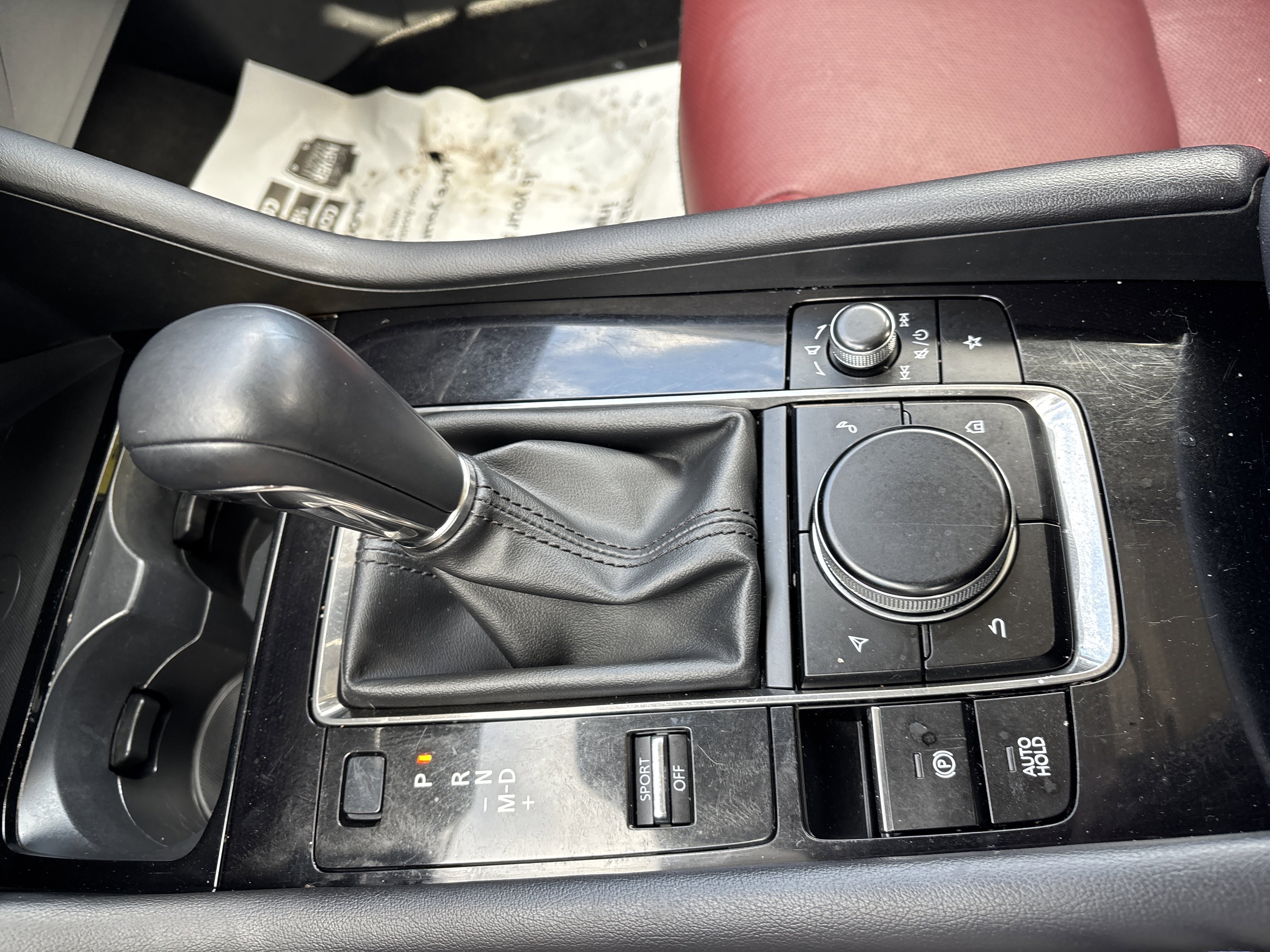 Used 2024 MAZDA MAZDA3 s image 24